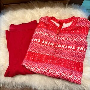 SKIMS 🌈
Red and White Patterned Pajama Set